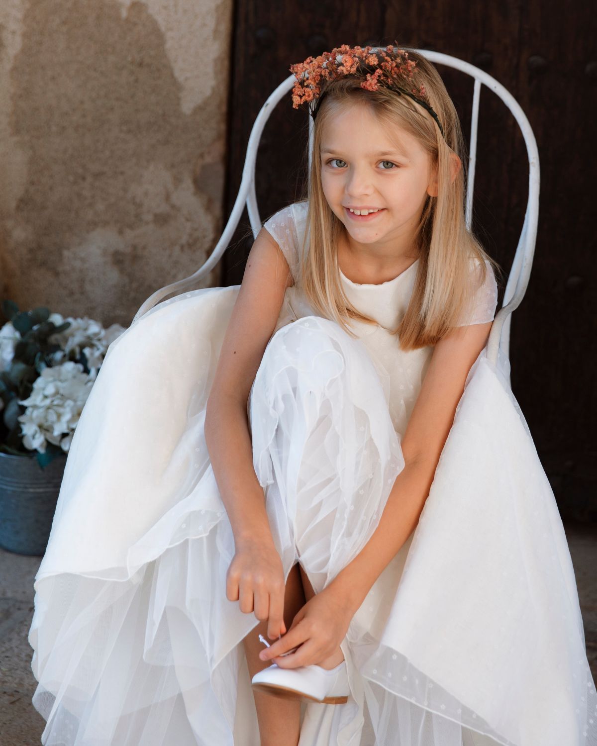 PLEATED DRESS WITH FULL DAISY TULLE OVERLAY