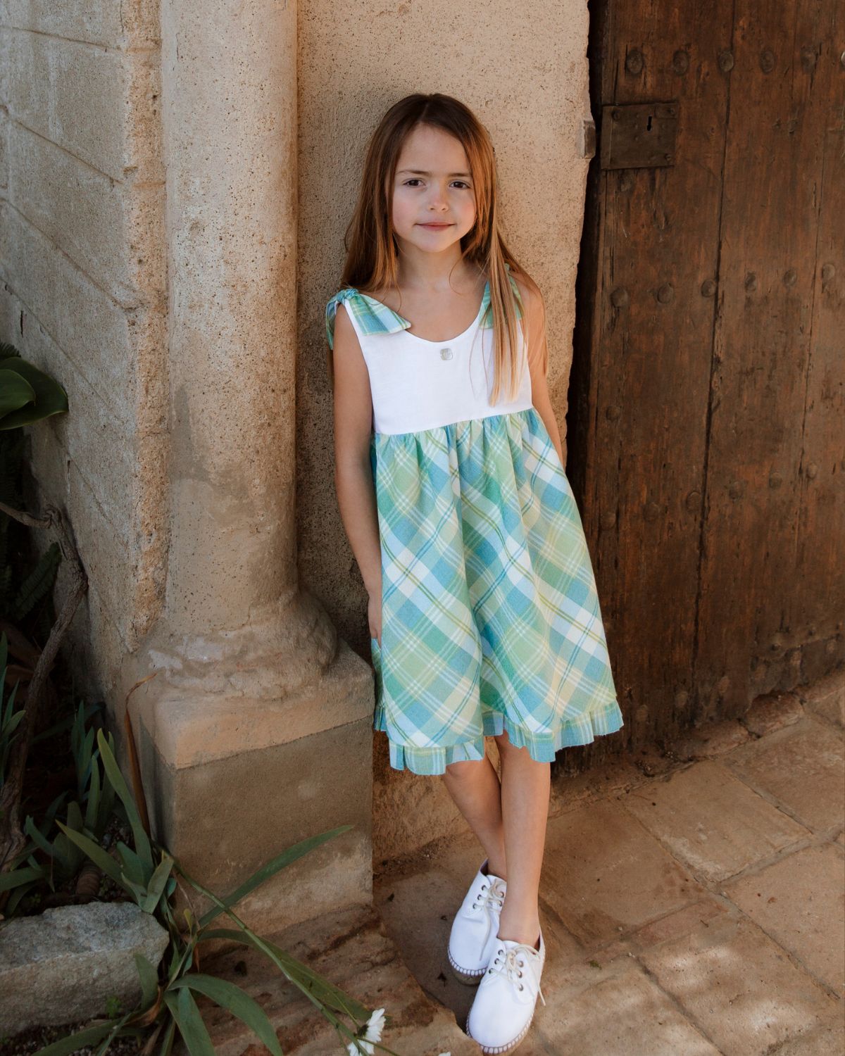 IL TESSUTO DEL VESTITO CONTIENE