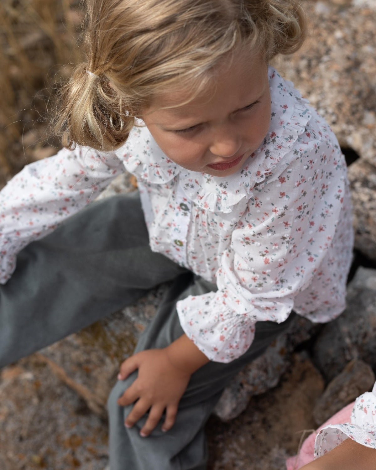 SCREEN MODERN KHAKI TOUNDOSADO