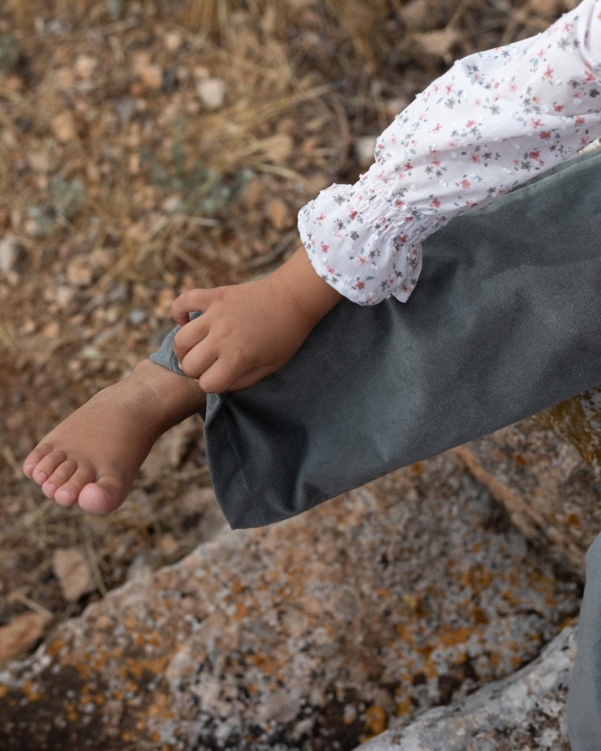 SCREEN MODERN KHAKI TOUNDOSADO