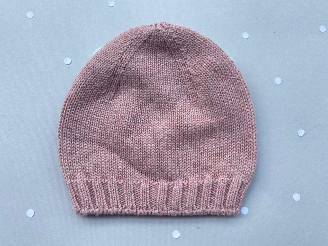 GORRO POMPON LILA