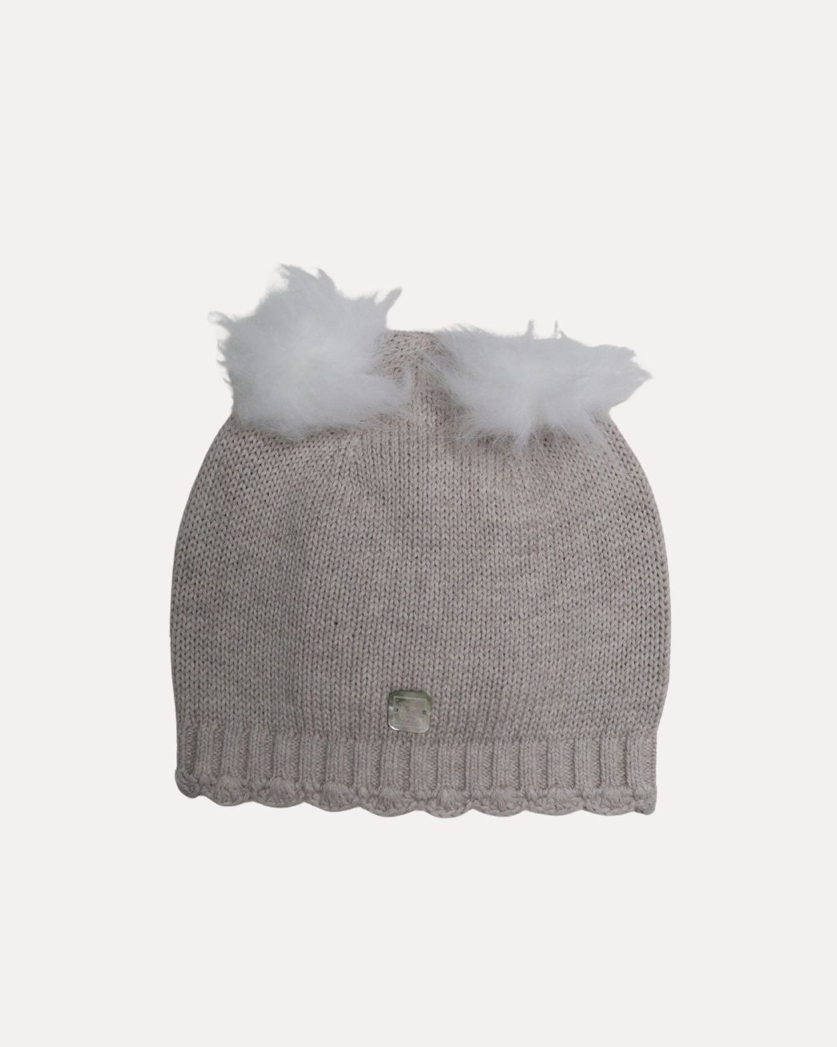 GORRO BASICO BEIG CON POMPÓN